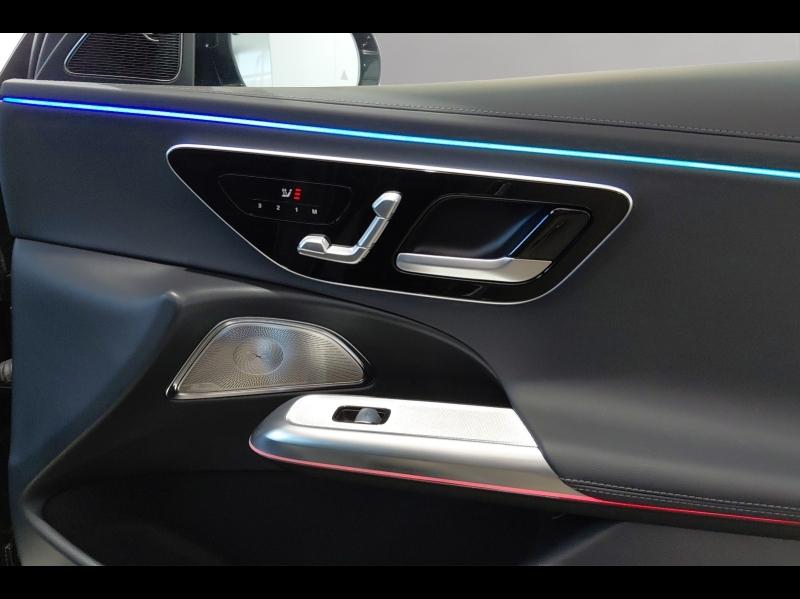 Image MERCEDES-BENZ Classe E 300 e 204+129ch AMG Line 9G-Tronic