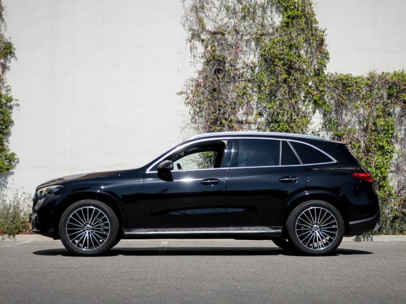 Image MERCEDES-BENZ GLC 220 d 197ch AMG Line 4Matic 9G-Tronic