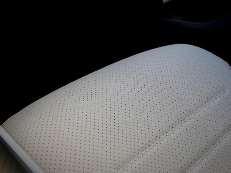 Image MERCEDES-BENZ GLC 220 d 197ch AMG Line 4Matic 9G-Tronic