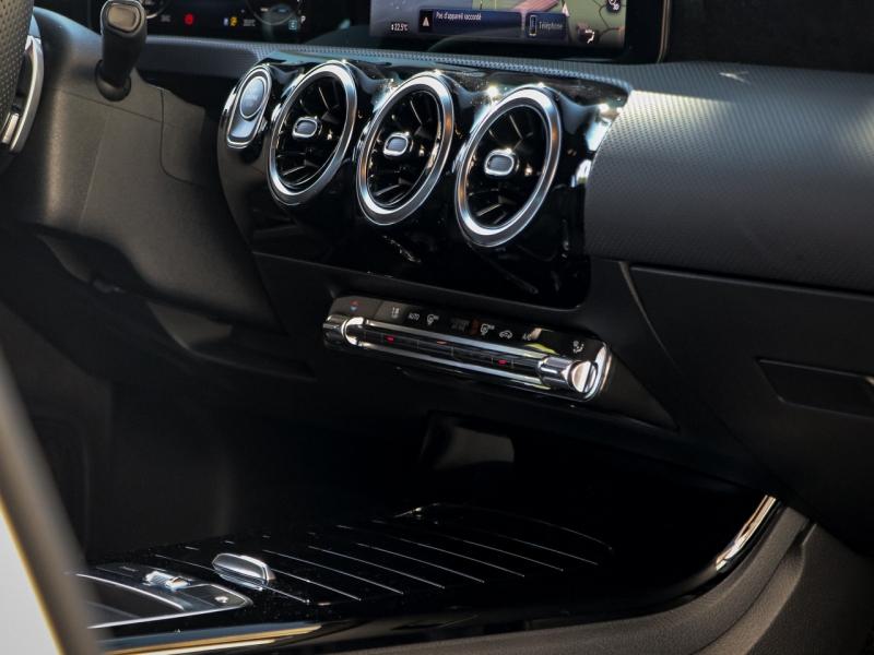 Image MERCEDES-BENZ Classe A 200 163ch Star Edition 7G-DCT