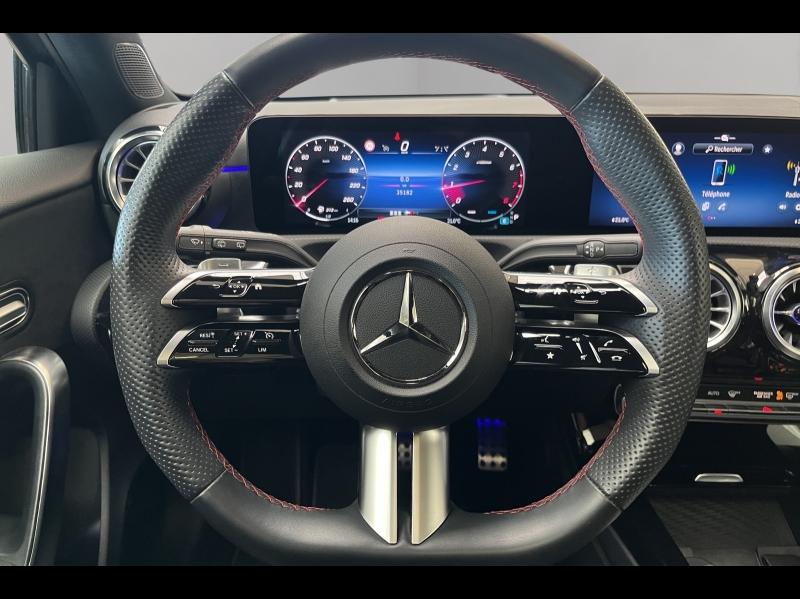 Image MERCEDES-BENZ Classe A 200 163ch AMG Line 7G-DCT