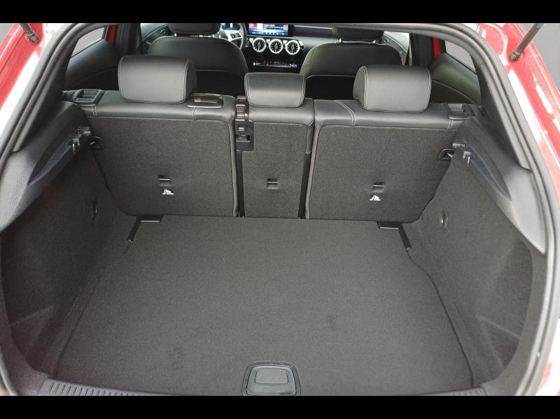 Image MERCEDES-BENZ Classe A 180 d 116ch Progressive Line 8G-DCT