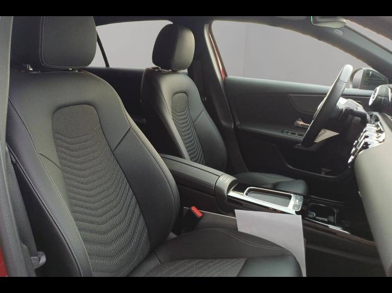 Image MERCEDES-BENZ Classe A 180 d 116ch Progressive Line 8G-DCT