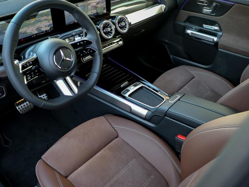 Image MERCEDES-BENZ GLB 220 d 190ch AMG Line 8G-DCT 4Matic