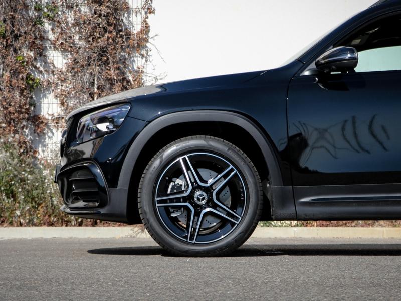 Image MERCEDES-BENZ GLB 220 d 190ch AMG Line 8G-DCT 4Matic