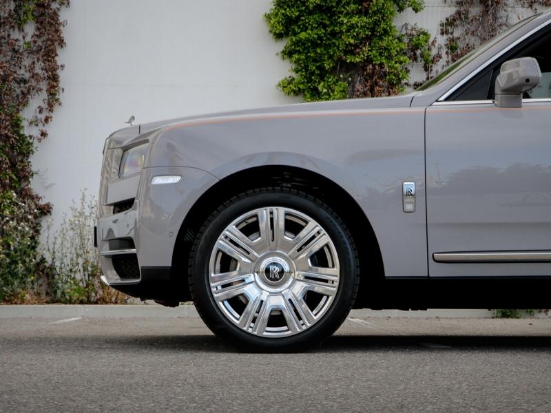 Image ROLLS-ROYCE Cullinan V12 6.75 Bi-Turbo 571ch