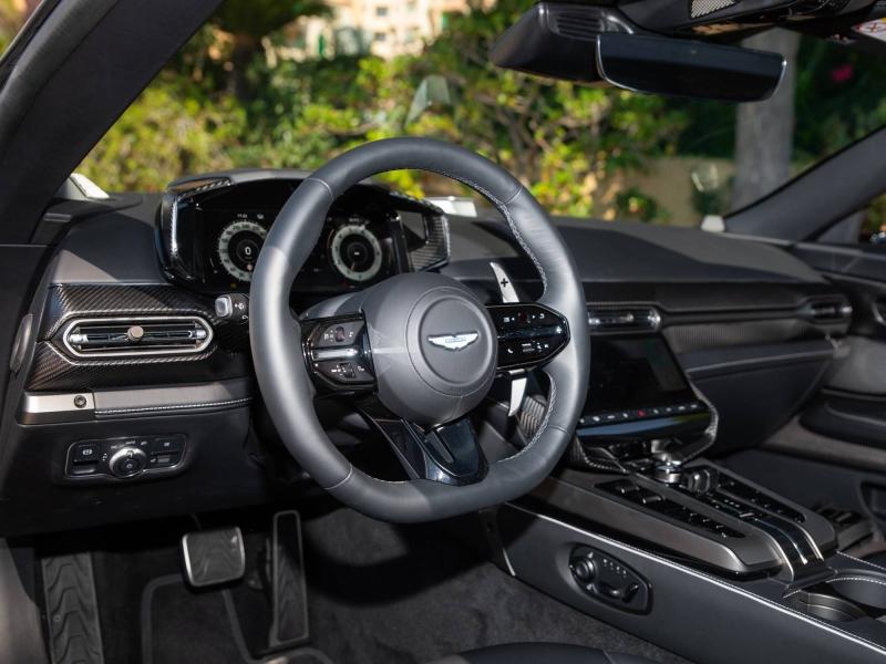 Image ASTON MARTIN VANQUISH VANQUISH V12