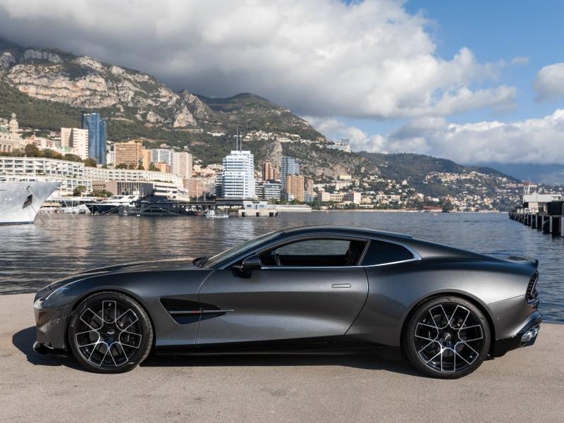 Image ASTON MARTIN VANQUISH VANQUISH V12