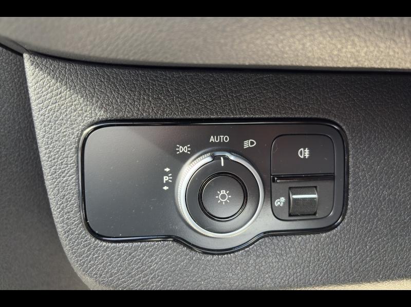 Image MERCEDES-BENZ Sprinter Fg 214 CDI 39S 3T0 Traction