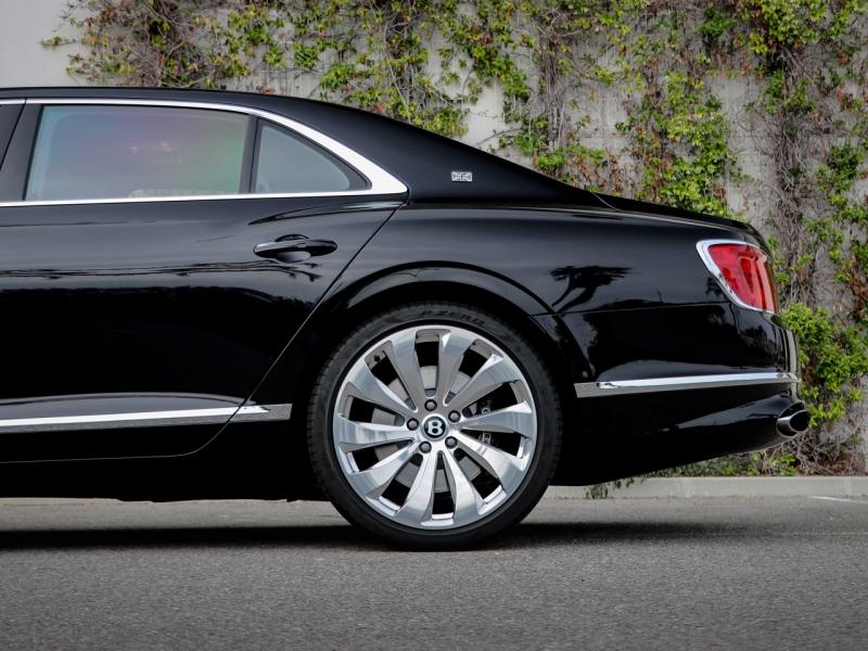 Image BENTLEY Flying Spur W12 6.0L 635ch First Edition