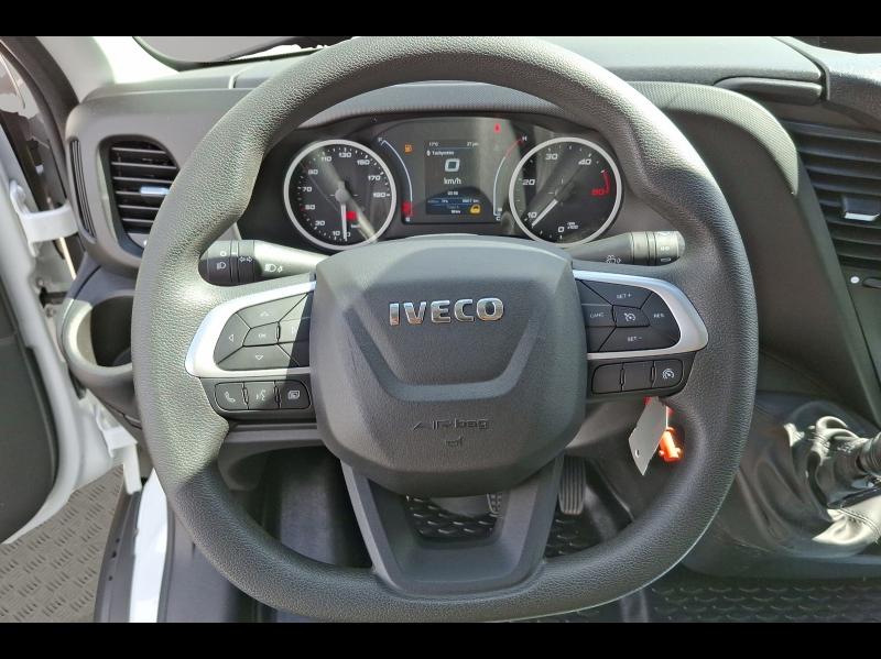 Image IVECO Daily CCb 35C16H empattement 4100 3.0L CAISSE ET HAYON DHOLLANDIA