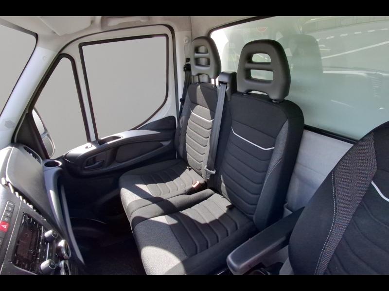 Image IVECO Daily CCb 35C16H empattement 4100 3.0L CAISSE ET HAYON DHOLLANDIA