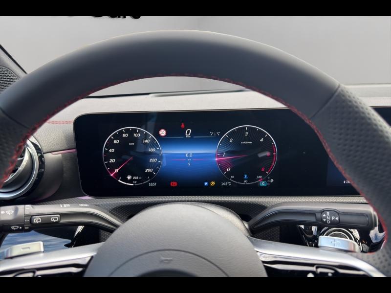 Image MERCEDES-BENZ CLA Shooting Brake 200 d 150ch AMG Line 8G-DCT