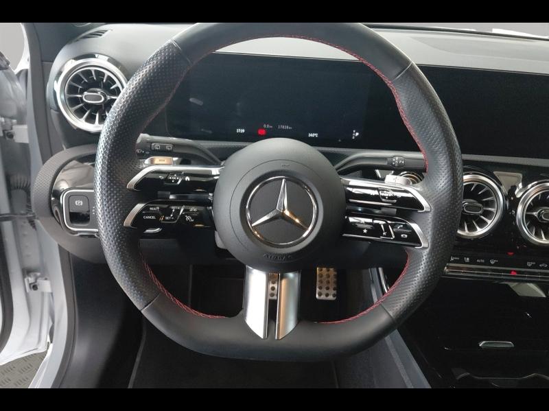 Image MERCEDES-BENZ Classe A 250 e 163+109ch AMG Line 8G-DCT