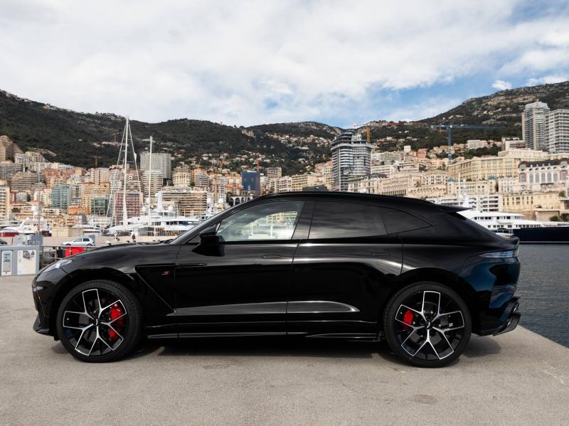 Image ASTON MARTIN DBX S S