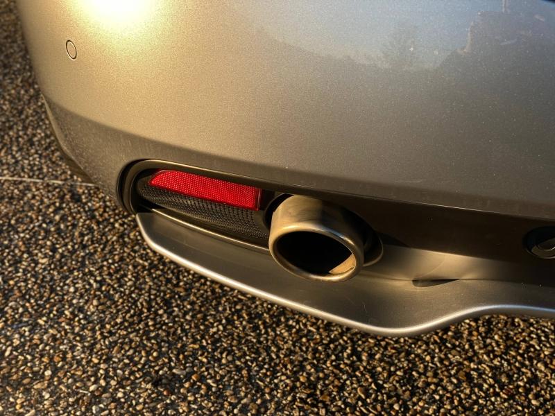 Image ASTON MARTIN DB9 Volante V12 5.9 517ch Edition Carbone Touchtronic II