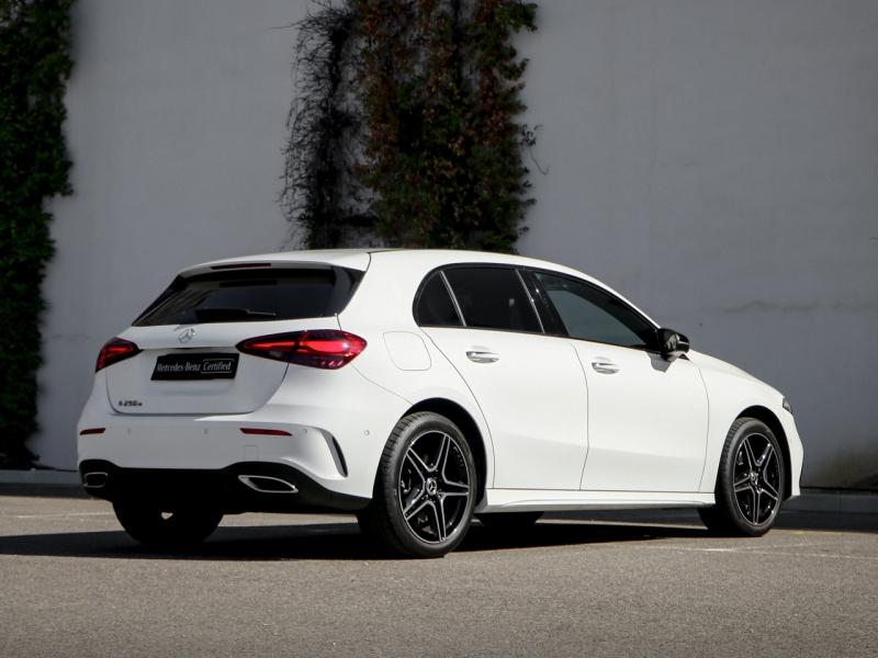 Image MERCEDES-BENZ Classe A 250 e AMG Line