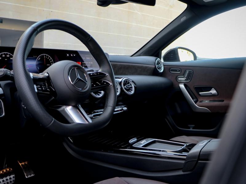 Image MERCEDES-BENZ Classe A 250 e AMG Line