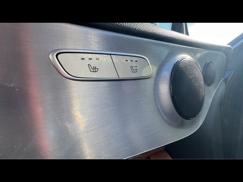 Image MERCEDES-BENZ Classe C Cabriolet 220 d 194ch AMG Line 9G-Tronic 10cv