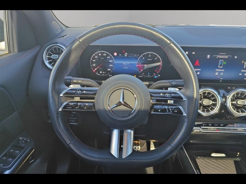 Image MERCEDES-BENZ GLA 200 d 150ch AMG Line 8G-DCT