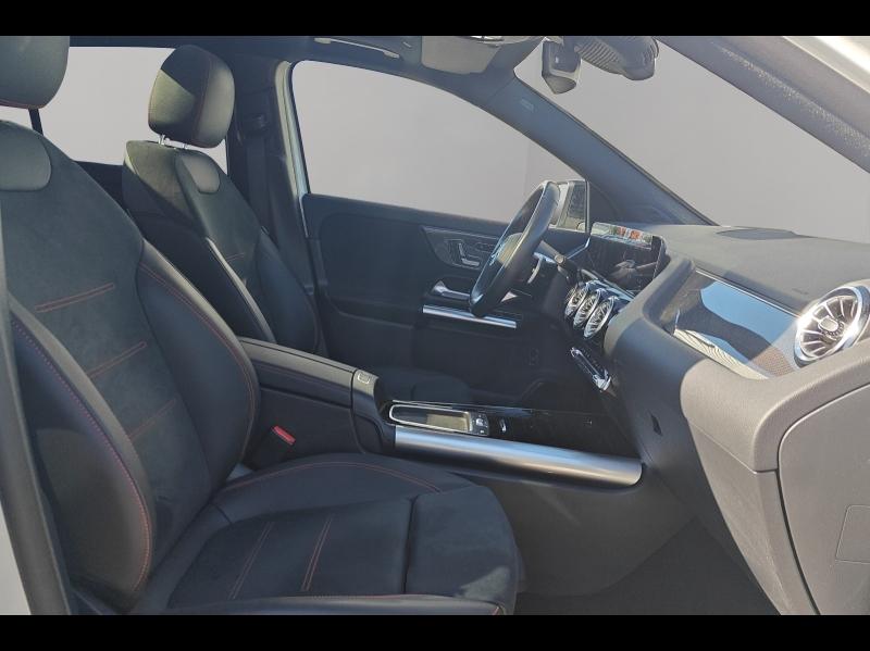 Image MERCEDES-BENZ GLA 200 d 150ch AMG Line 8G-DCT