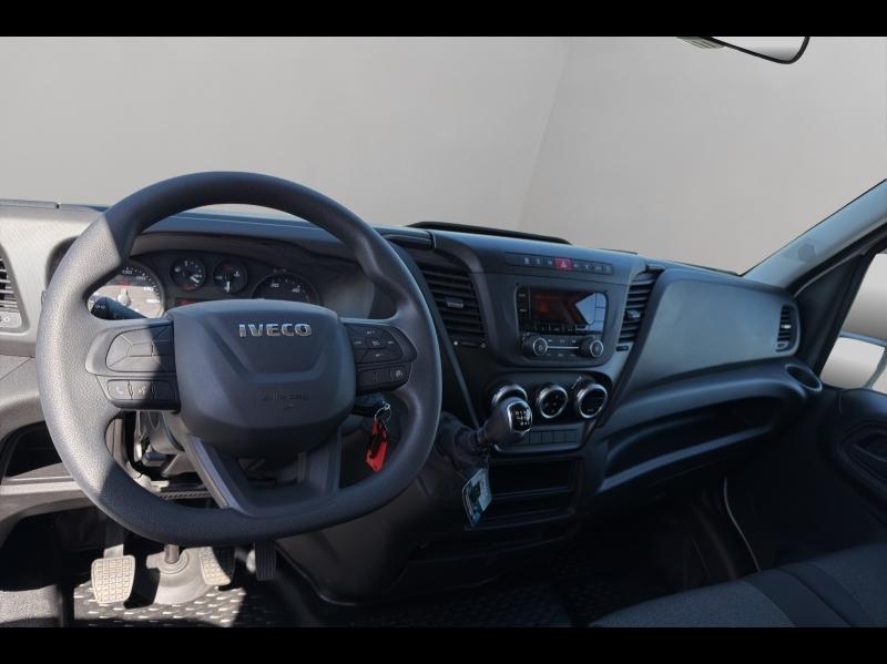 Image IVECO Daily CCb 35C16H empattement 4100