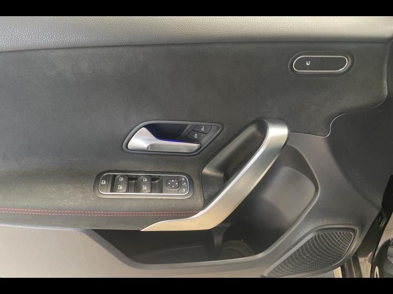 Image MERCEDES-BENZ Classe A 200 163ch AMG Line 7G-DCT 9cv