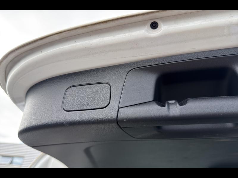 Image MERCEDES-BENZ GLA 250 e 218ch AMG Line 8G-DCT