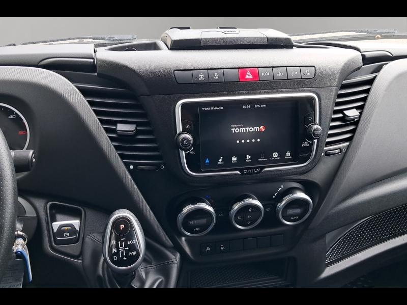 Image IVECO Daily 35S Fg 35S18H 3.0 V12 Hi-Matic