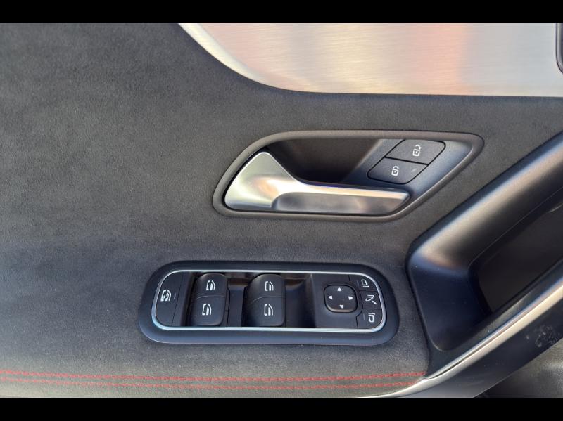 Image MERCEDES-BENZ CLA Shooting Brake 220 d 190ch AMG Line 8G-DCT