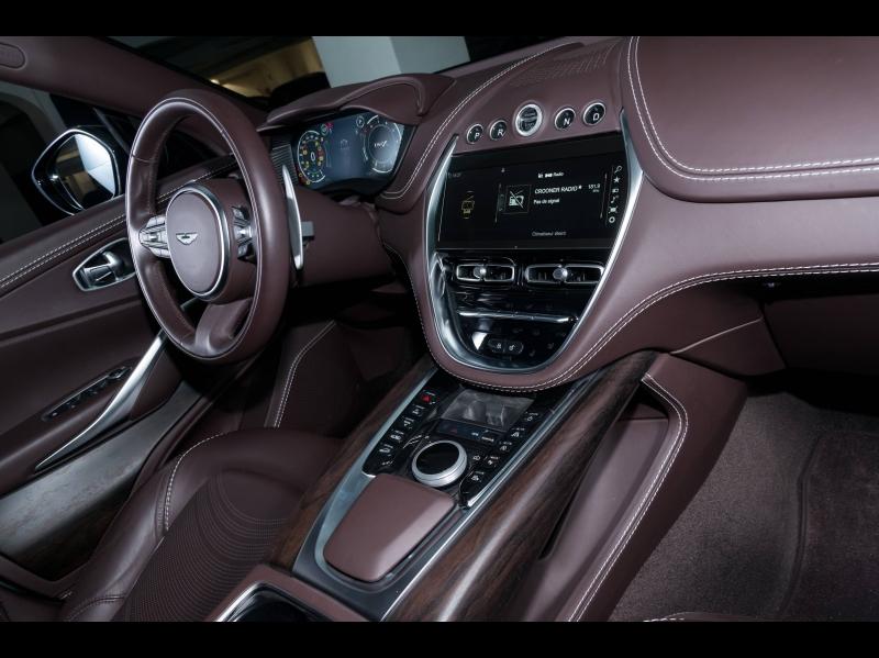 Image ASTON MARTIN DBX 4.0 V8 biturbo 550ch BVA9