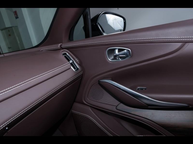 Image ASTON MARTIN DBX 4.0 V8 biturbo 550ch BVA9