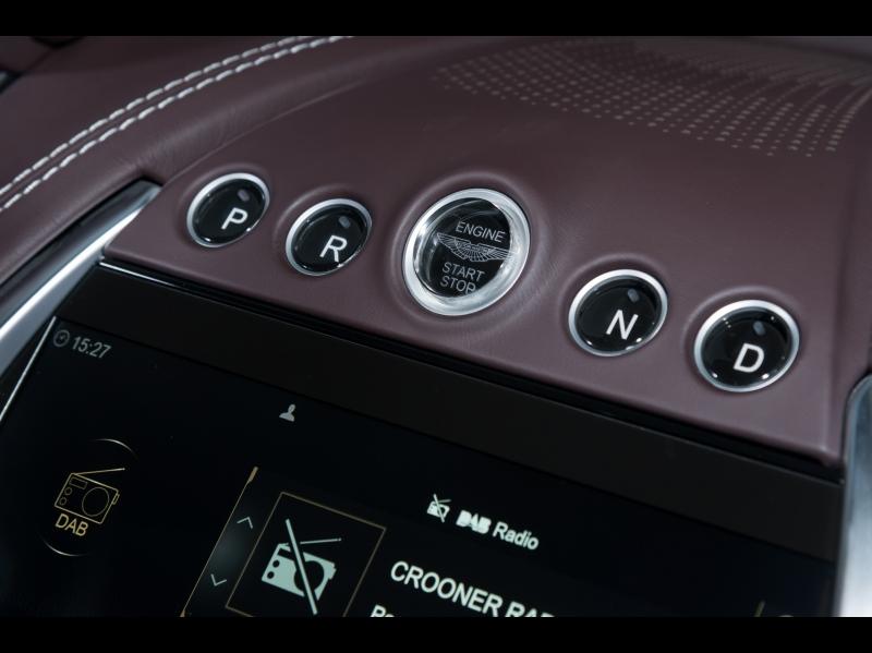 Image ASTON MARTIN DBX 4.0 V8 biturbo 550ch BVA9