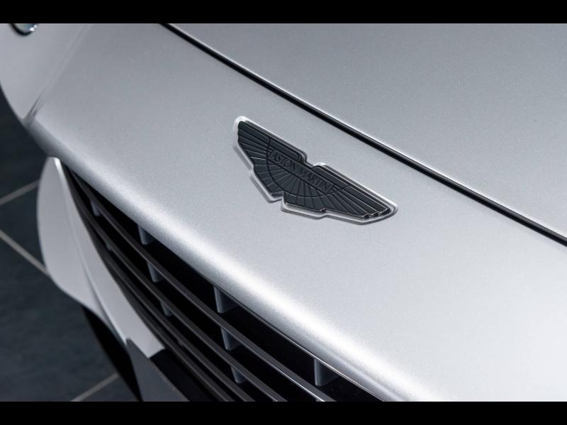 Image ASTON MARTIN DBX 4.0 V8 biturbo 550ch BVA9