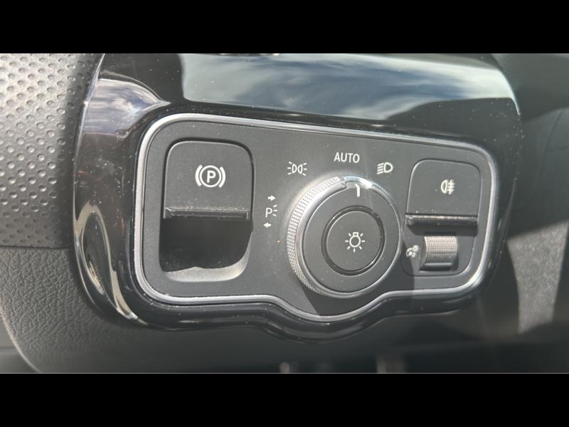 Image MERCEDES-BENZ Classe A 220 d 190ch AMG Line 8G-DCT 10cv