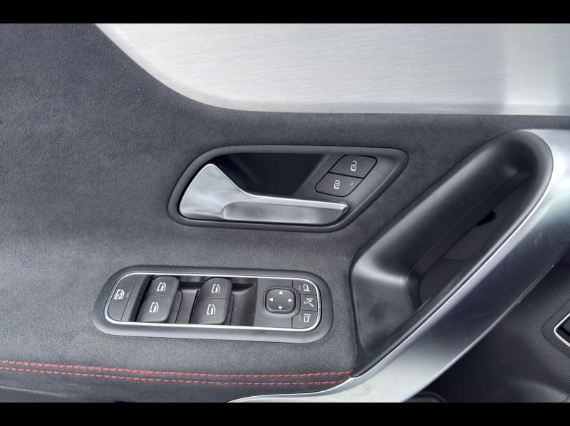 Image MERCEDES-BENZ CLA Shooting Brake 200 d 150ch AMG Line 8G-DCT