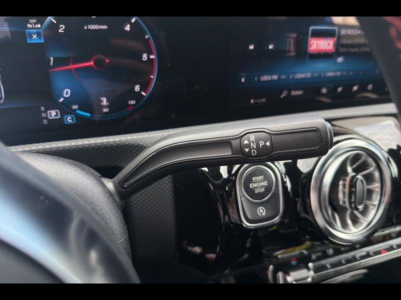 Image MERCEDES-BENZ CLA Shooting Brake 200 d 150ch AMG Line 8G-DCT