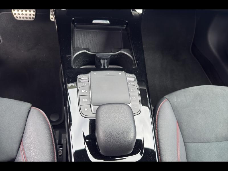 Image MERCEDES-BENZ CLA Shooting Brake 200 d 150ch AMG Line 8G-DCT