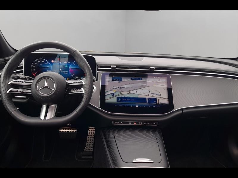 Image MERCEDES-BENZ Classe E Break 220 d 197+23ch AMG Line 9G-Tronic