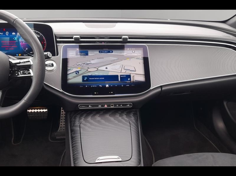 Image MERCEDES-BENZ Classe E Break 220 d 197+23ch AMG Line 9G-Tronic