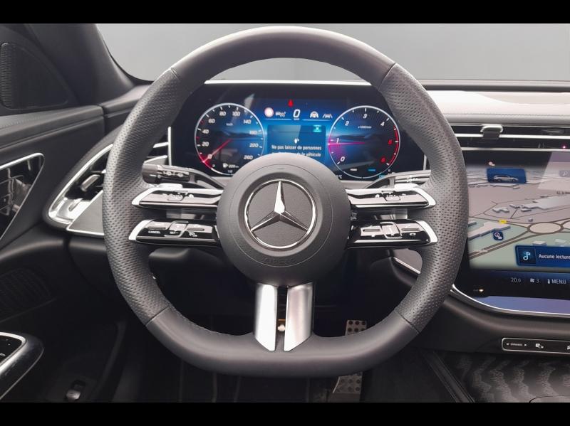 Image MERCEDES-BENZ Classe E Break 220 d 197+23ch AMG Line 9G-Tronic