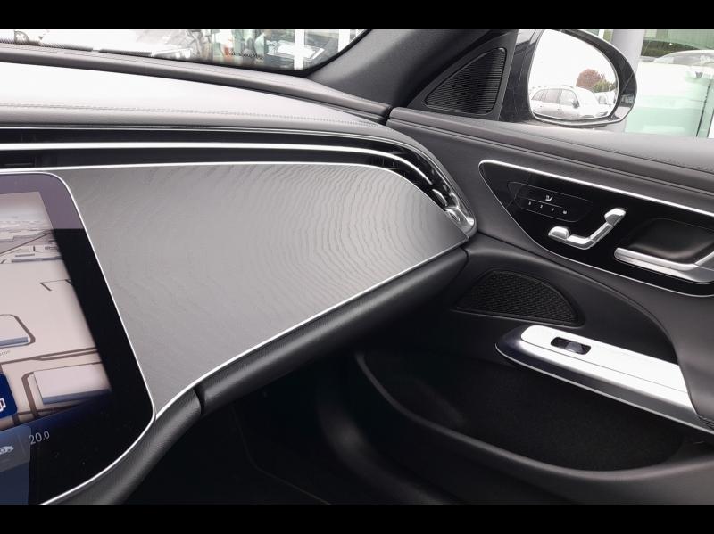 Image MERCEDES-BENZ Classe E Break 220 d 197+23ch AMG Line 9G-Tronic