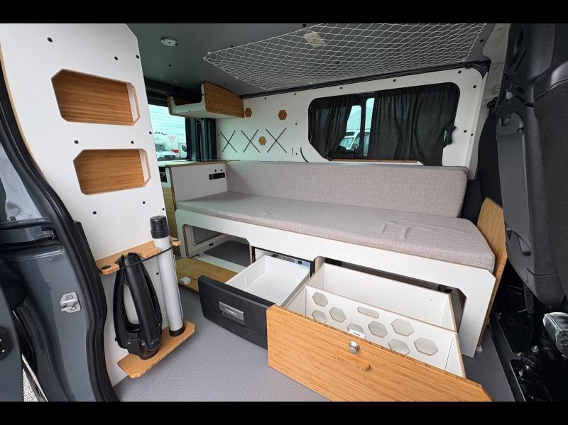 Image RENAULT Trafic Fg VAN MANIA  aménagé SUD L1H1 2T8 2.0 Blue dCi 130ch Grand Confort E6E