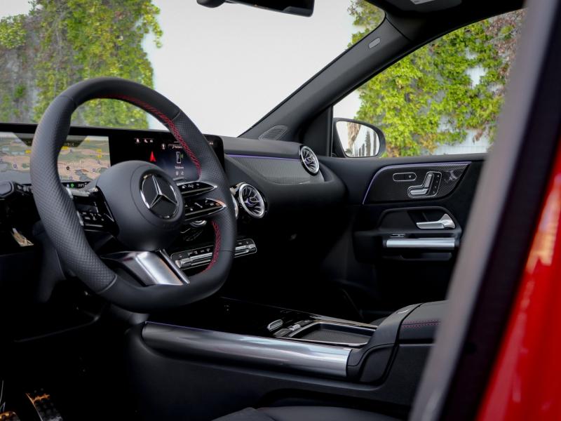 Image MERCEDES-BENZ Classe B 200d 150ch AMG Line 8G-DCT