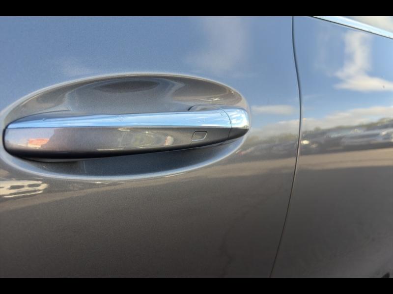 Image MERCEDES-BENZ GLA 200 d 150ch Progressive Line 8G-DCT