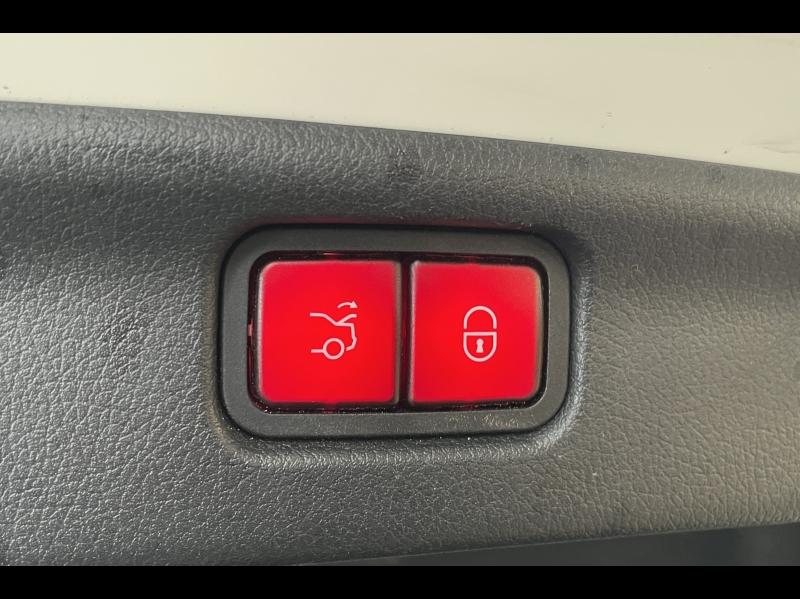 Image MERCEDES-BENZ Classe C 220 d 200ch AMG Line