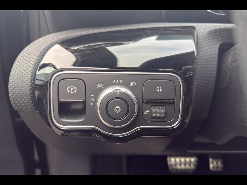 Image MERCEDES-BENZ Classe A 180 136ch Star Edition 7G-DCT