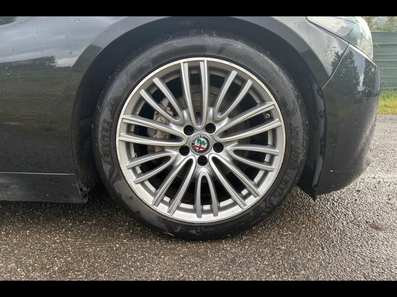 Image ALFA ROMEO Giulia 2.2 JTD 180ch Lusso AT8