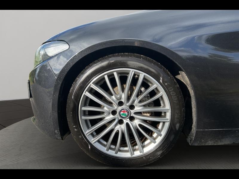 Image ALFA ROMEO Giulia 2.2 JTD 180ch Lusso AT8