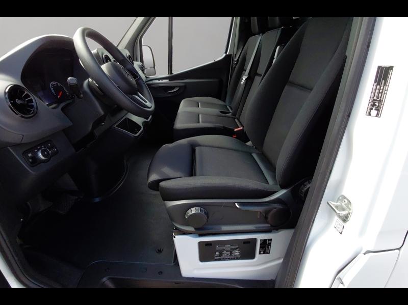 Image MERCEDES-BENZ Sprinter Fg 312 eSprinter 39 3T5 3 batteries